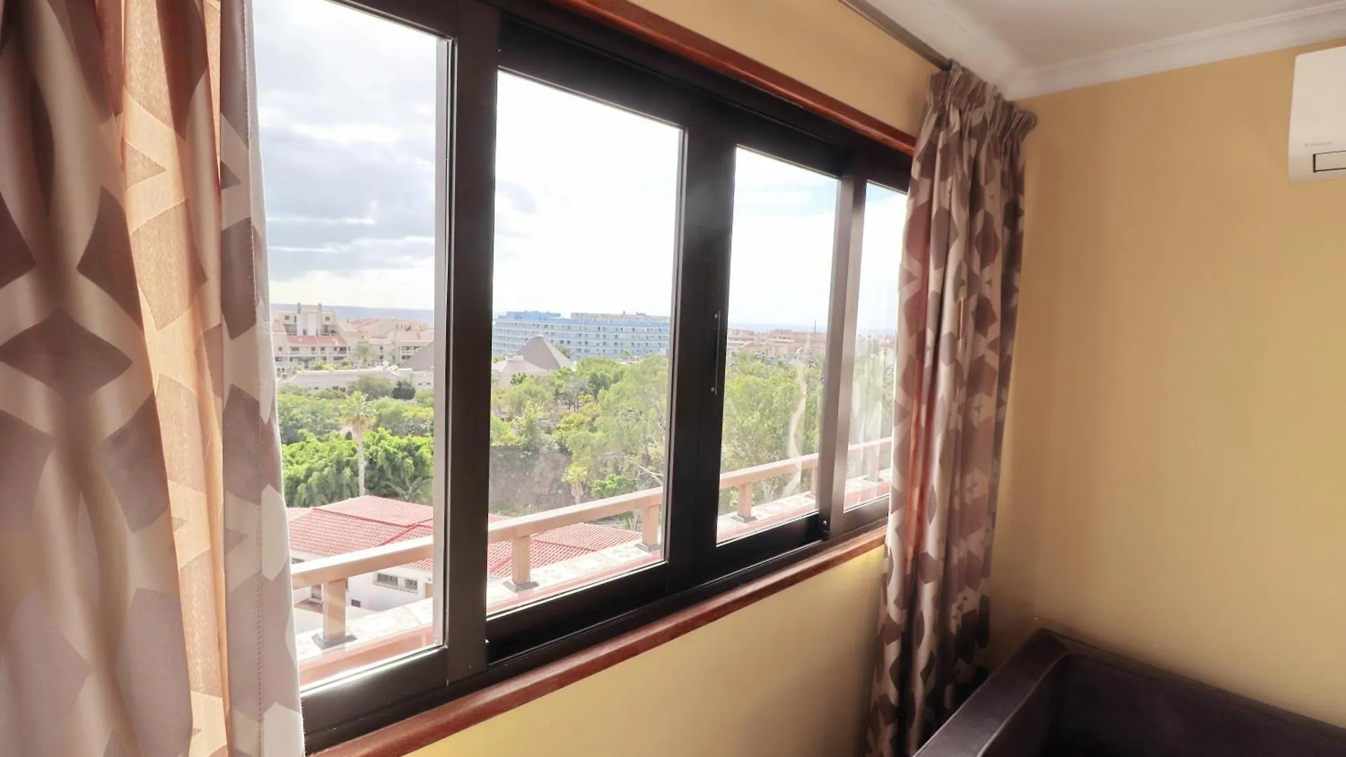 Apartment El Paso By Tenerife Rental & Sales Playa de las Americas